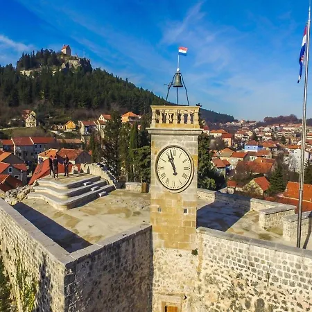 شقة Apartman Luka